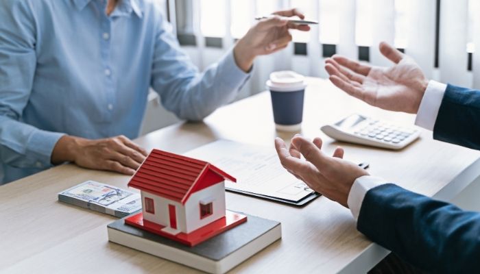 si no hay herencia se heredan las deudas